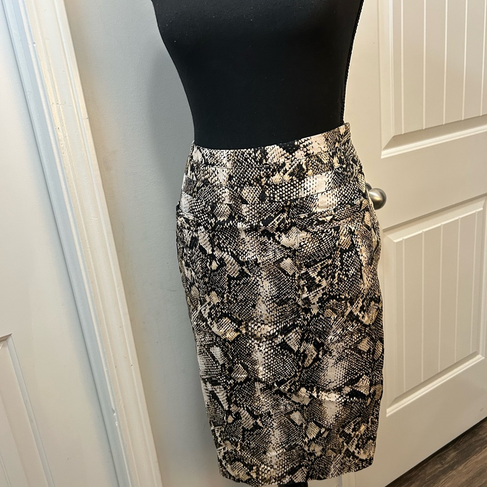 Snake Print Pencil Skirt - Black & Cream